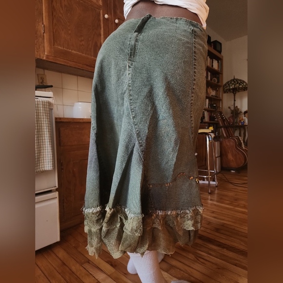 Denim skirt - Picture 2 of 5